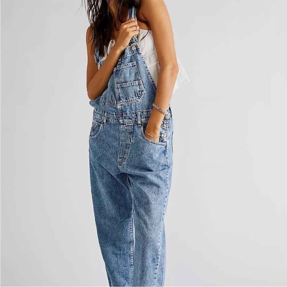 FREE PEOPLE Ziggy Denim Overalls in Powder Blue!!